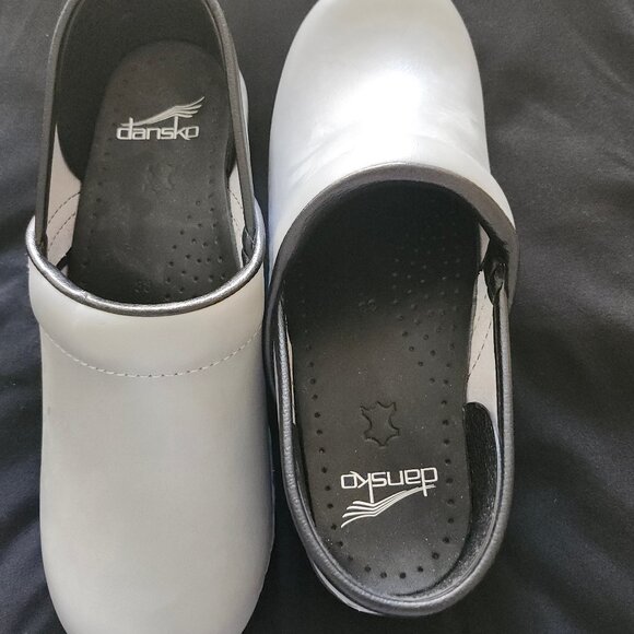 Dansko shoe - Picture 2 of 5
